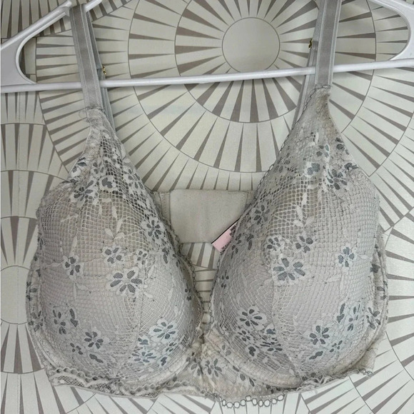 Victoria’s Secret Women’s Plunge Bra Light Blue with Lace Overlay Size 34DDD - Picture 1 of 7